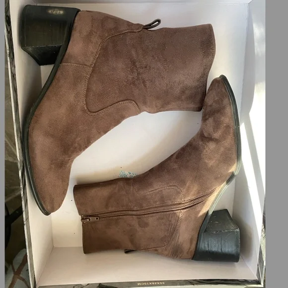 Jeffrey Campbell Jerem Bootie - Picture 4 of 9